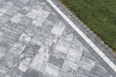 Новатор 6 цвет: Хром / Торни цвет: Белый, Черный / Палисад полумесяц мини цвет: Cерый / Поребрик полумесяц цвет: Cерый