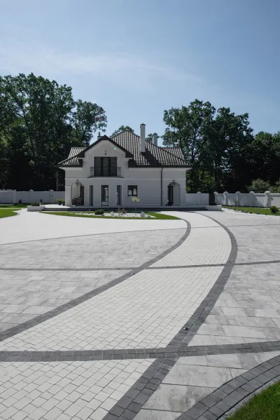 Новатор 6 цвет: Арагон, Белый / Торни цвет: Черный, Белый