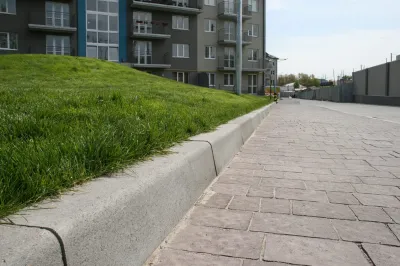 Бордюр дорожній (15 см) колір: Сірий / Бордюр дорожній (18 см) колір: Сірий