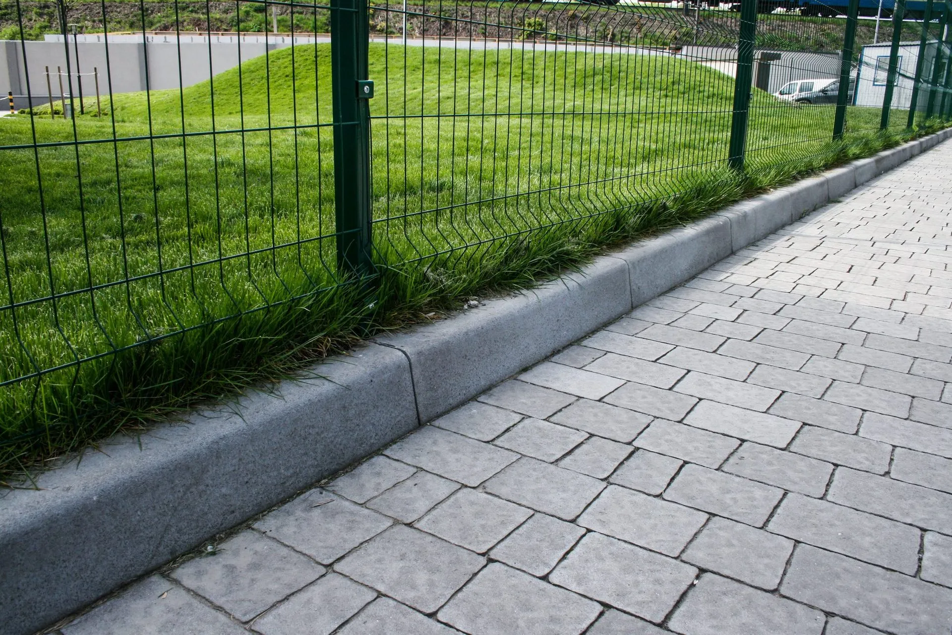 Бордюр дорожній (15 см) колір: Сірий / Бордюр дорожній (18 см) колір: Сірий - фото 1