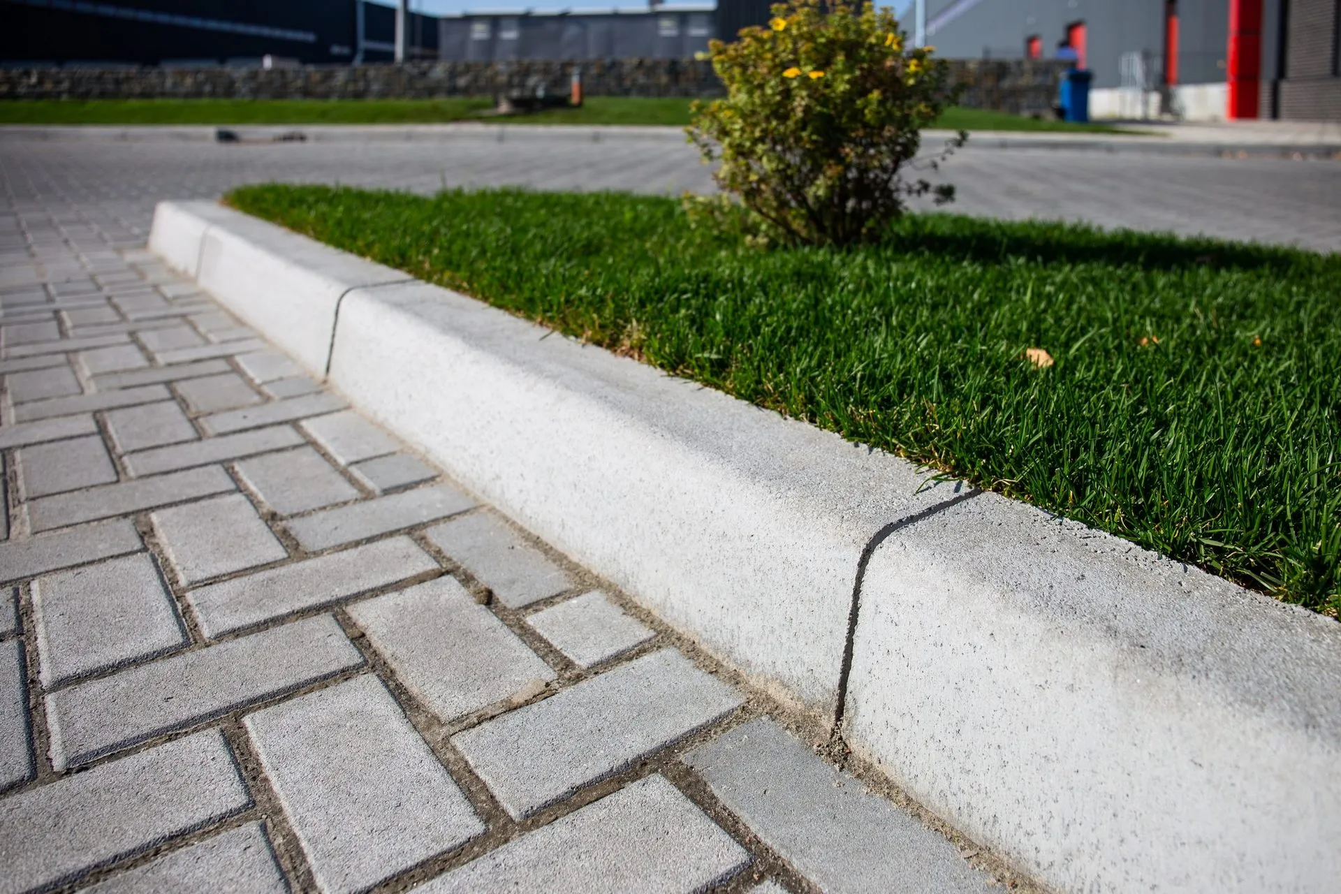 Бордюр дорожній (15 см) колір: Сірий / Бордюр дорожній (18 см) колір: Сірий - фото 7