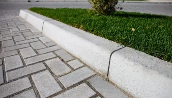 Бордюр дорожній (18 см)