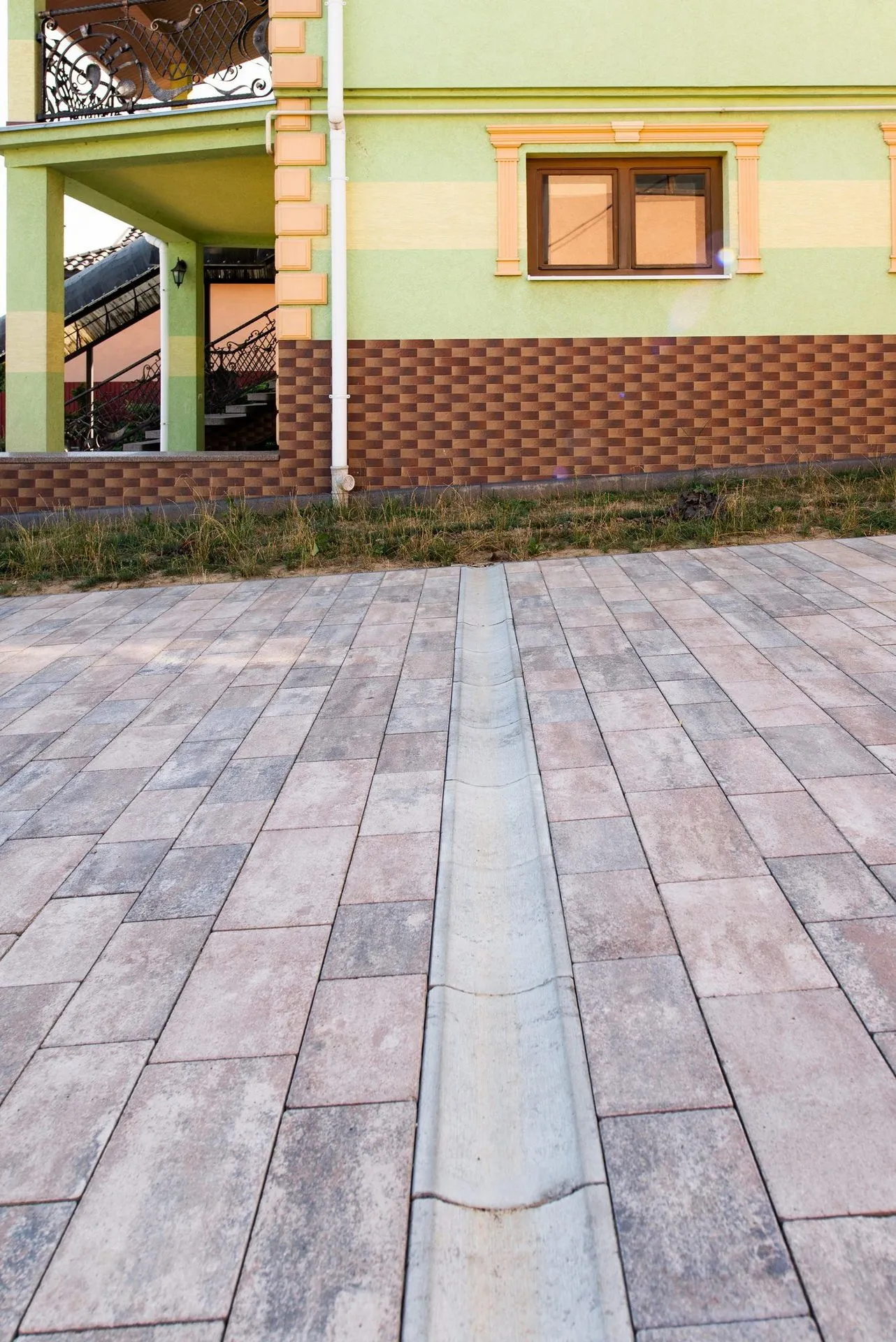 Лоток Водовідвідний колір: Сірий / Хосе колір: Ферум - фото 3