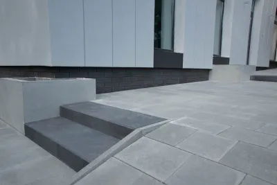 Новатор 6 цвет: Cерый / Ступенька цвет: Черный