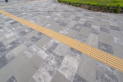 Новатор 6 колір: Сірий, Хром / Квадрат тактильний А (полоси) колір: Жовтий