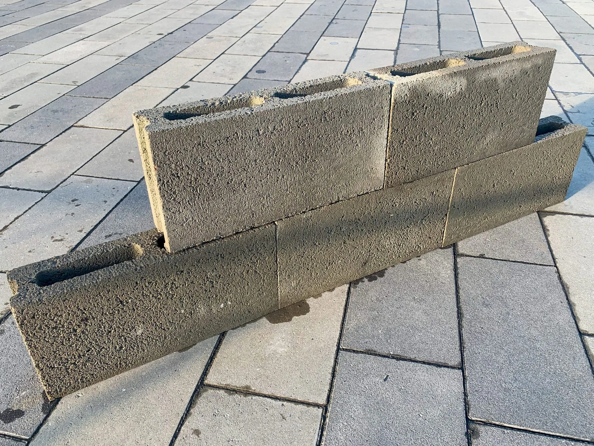 Бетонный блок для перегородки цвет: Cерый - фото 2