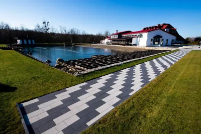 Новатор міні колір: Чорний, Білий