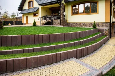 Палісад Львівський колір: Коричневий