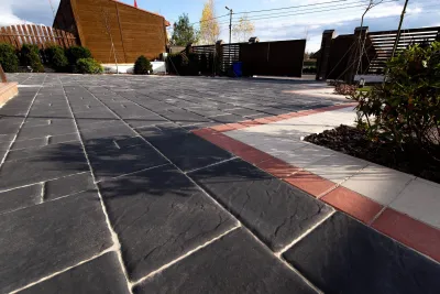 Ренессанс цвет: Черный