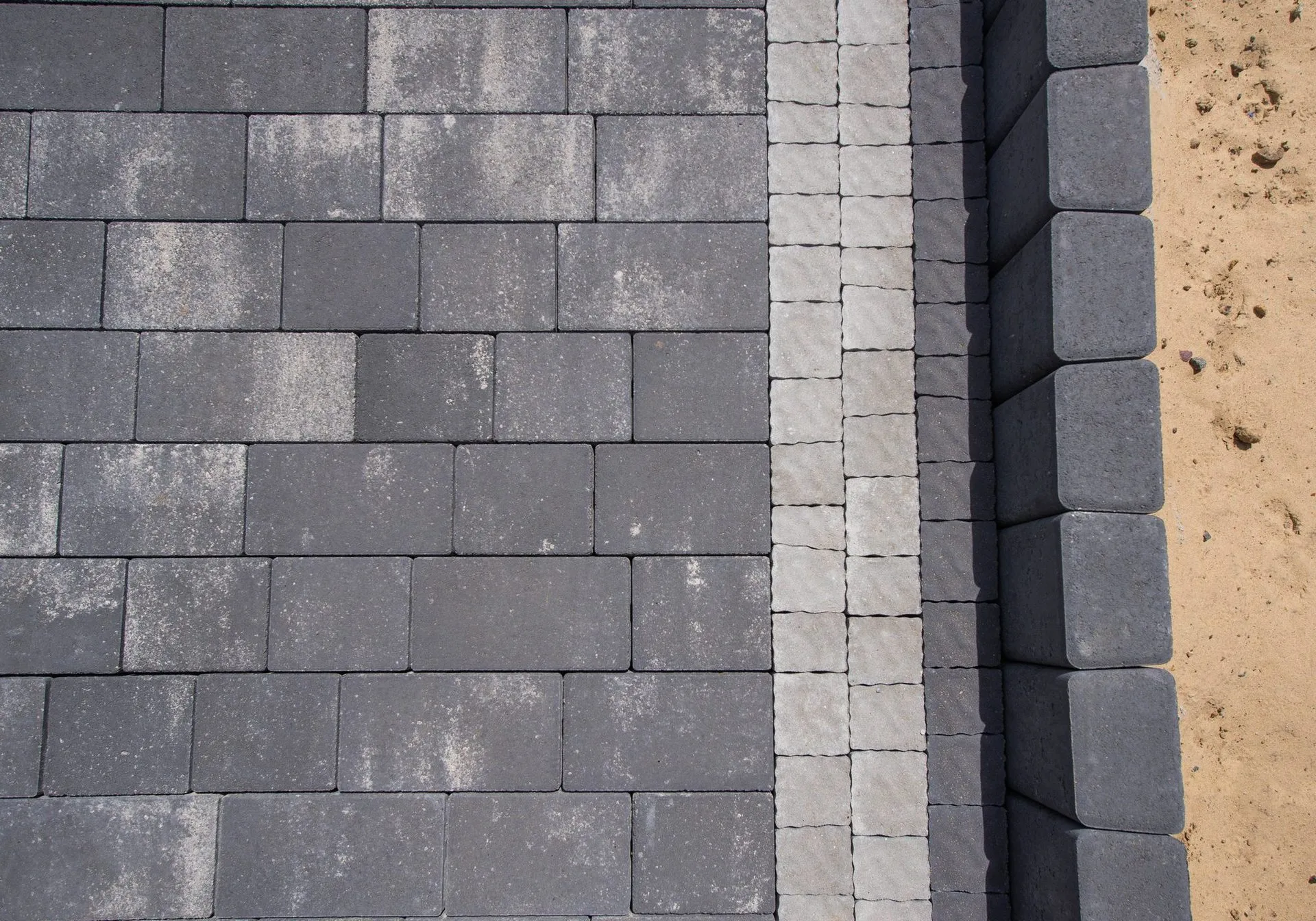 Бруківка Австрійська колір: Чорний, Сірий / Палісад Львівський колір: Чорний / Романо колір: Антрацит - фото 2