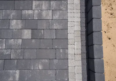 Брусчатка австрийская цвет: Черный, Cерый / Палисад львовский цвет: Черный / Романо цвет: Антрацит