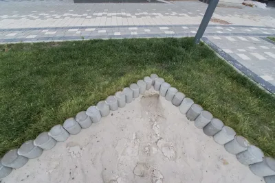 Палісад півмісяць колір: Сірий