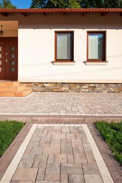 Поребрик (6 см) цвет: Коричневый / Теано цвет: Ферум / Торни цвет: Коричневый, Белый