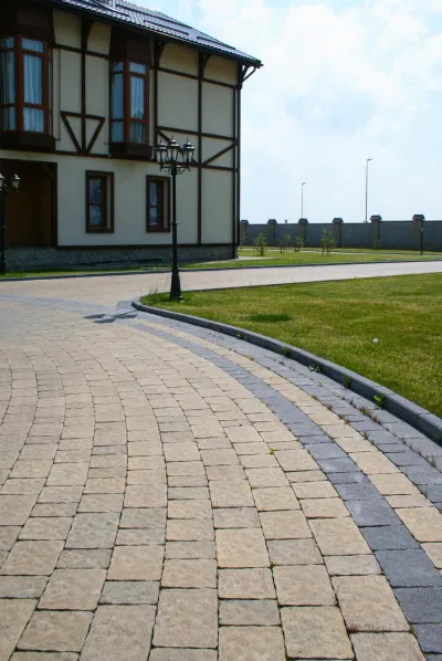 Римский камень цвет: Черный, Горчичный