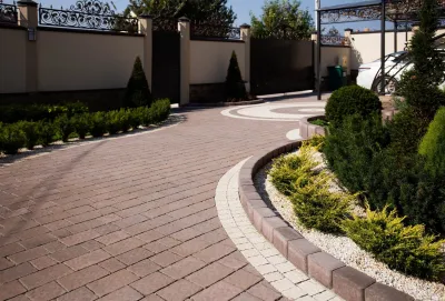 Палісад Львівський колір: Коричневий / Римський Камінь колір: Коричневий