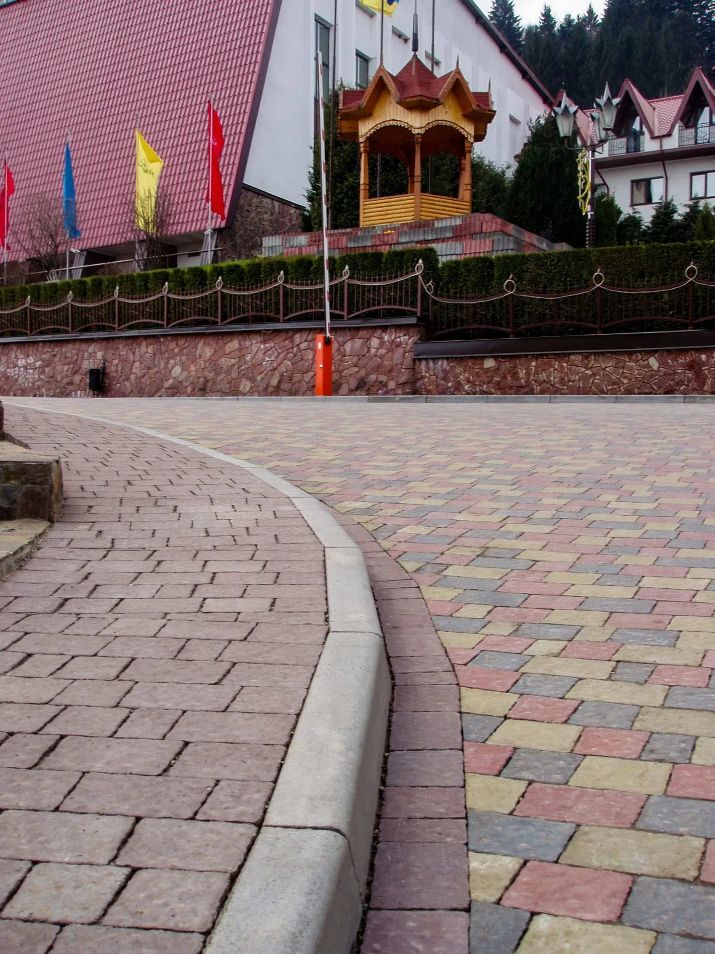 Бордюр дорожній (15 см) колір: Сірий / Бордюр дорожній (18 см) колір: Сірий - фото 11