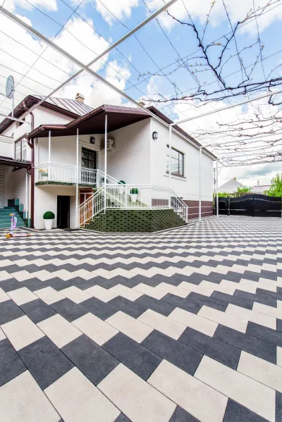 Футуро цвет: Белый, Черный