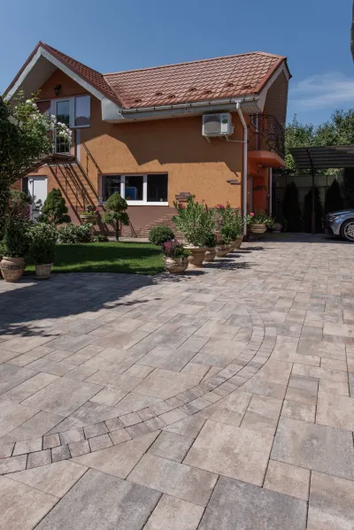 Рокко колір: Ферум / Торні колір: Сепія